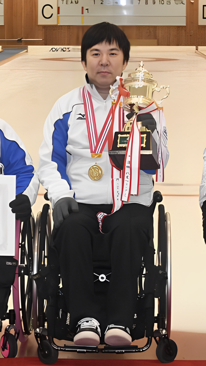 岩田 勉